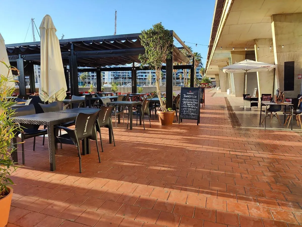 Voyager Hotel Sant Adria de Besos Botel